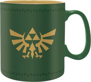Mug grand contenant The Legend of Zelda à l'Insigne d'Hyrule
