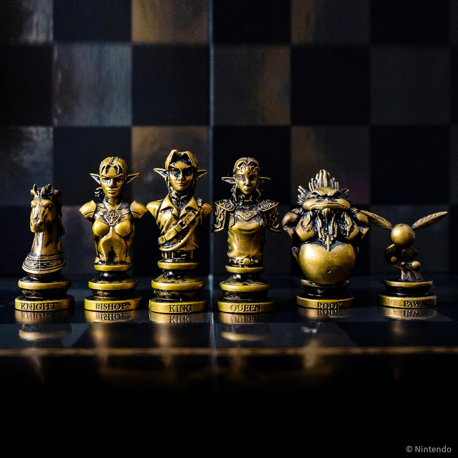 Jeu d'échecs collector The Legend of Zelda avec Link, Zelda et 32 pièces – Image 3