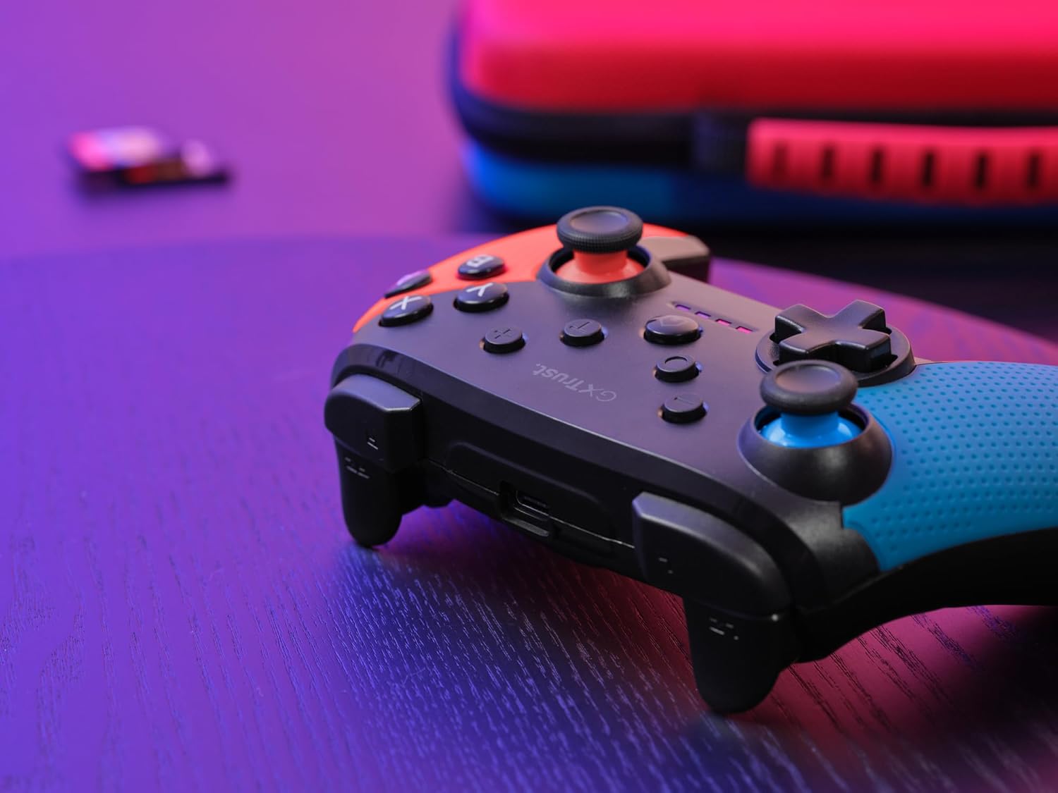 Manette Trust Muta GXT 1246 sans fil Bluetooth pour Nintendo Switch Bleu/Rouge – Image 8