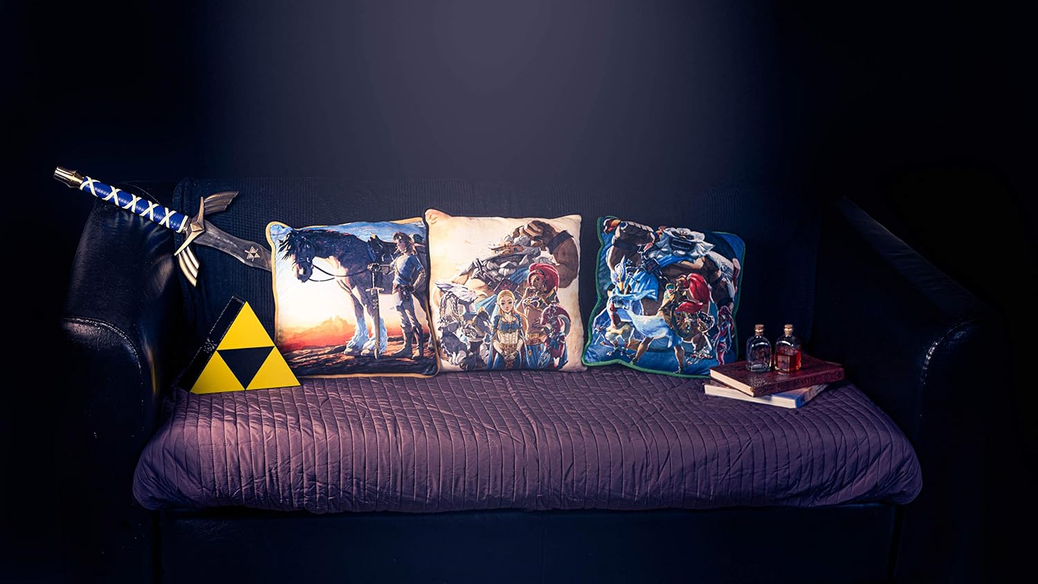 Coussin Zelda groupe princesse brodé 40 x 40 cm – Image 4